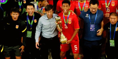 开云体育官网-【U15东亚杯】章琮玺屡现神扑 国少4比2胜日本夺冠