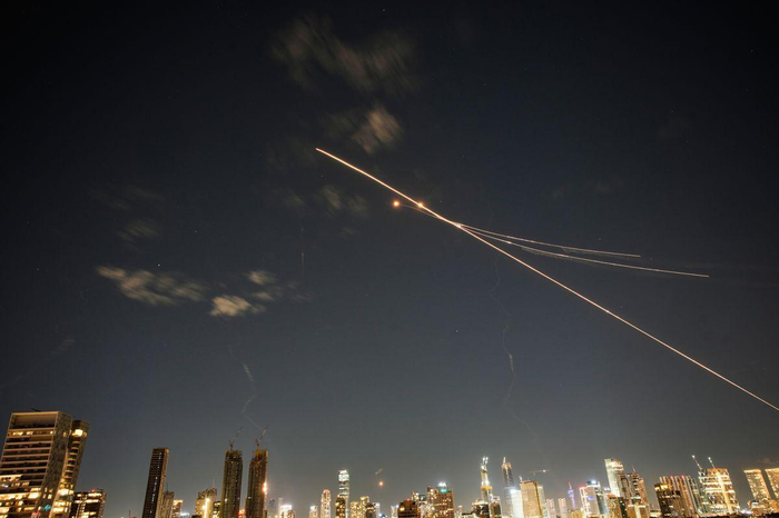 开云体育下载-美以空袭伊朗后，伊朗威胁退出 2026 世界杯，国际足联发声密切关注_新浪新闻